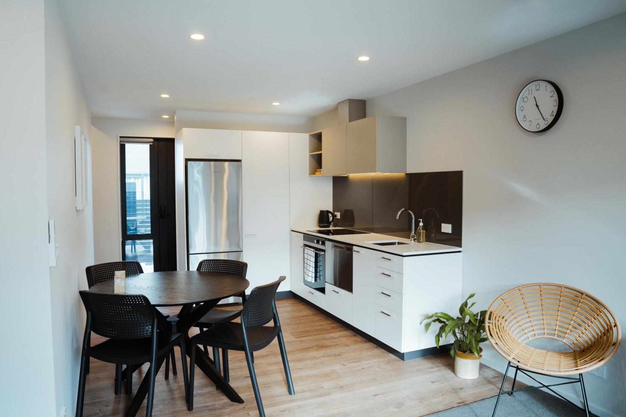 New Townhouse, Heart Of City Centre, 2 Bed 2 Bath, Car Park Christchurch Extérieur photo