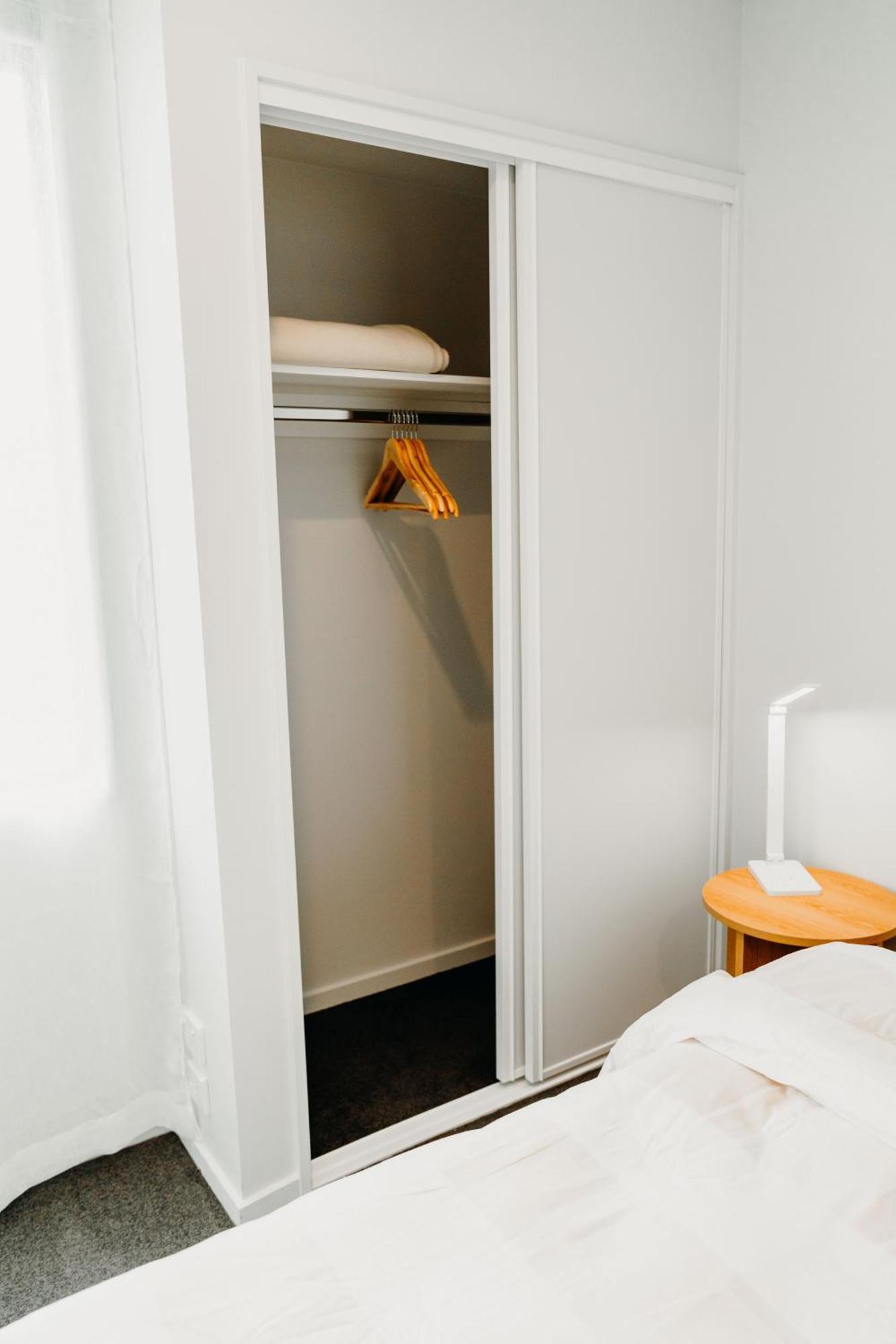 New Townhouse, Heart Of City Centre, 2 Bed 2 Bath, Car Park Christchurch Extérieur photo