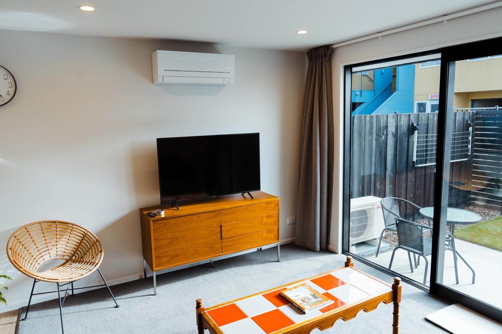 New Townhouse, Heart Of City Centre, 2 Bed 2 Bath, Car Park Christchurch Extérieur photo